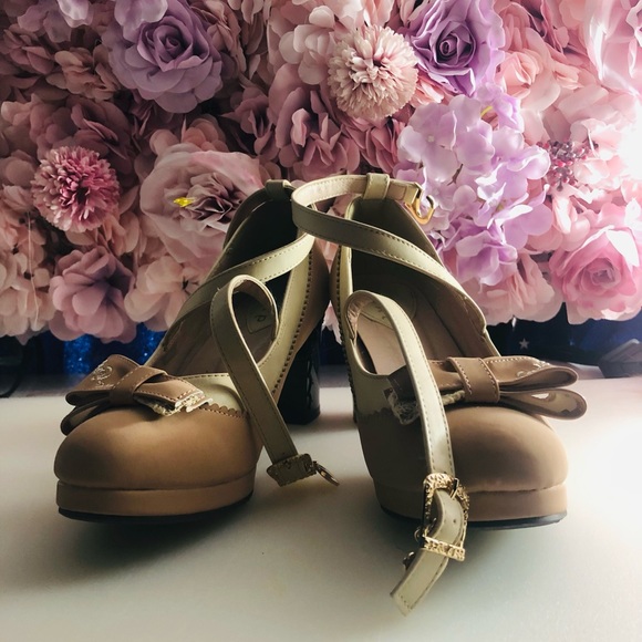 SOLDAxes Femme 👠 - Picture 3 of 4